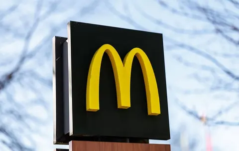 McDonald's лишає чинний порядок роботи навіть за нових правил тривог