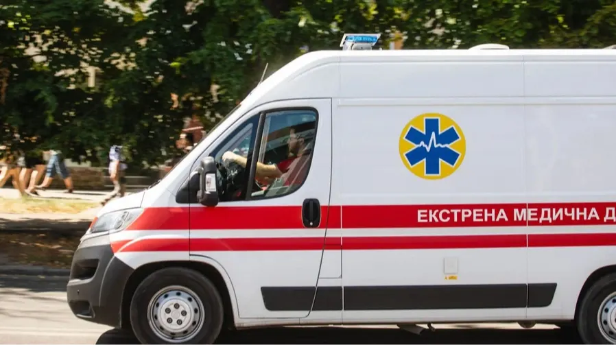 Удар дроном по Миколаївщині: постраждав чоловік, пошкоджено АЗС