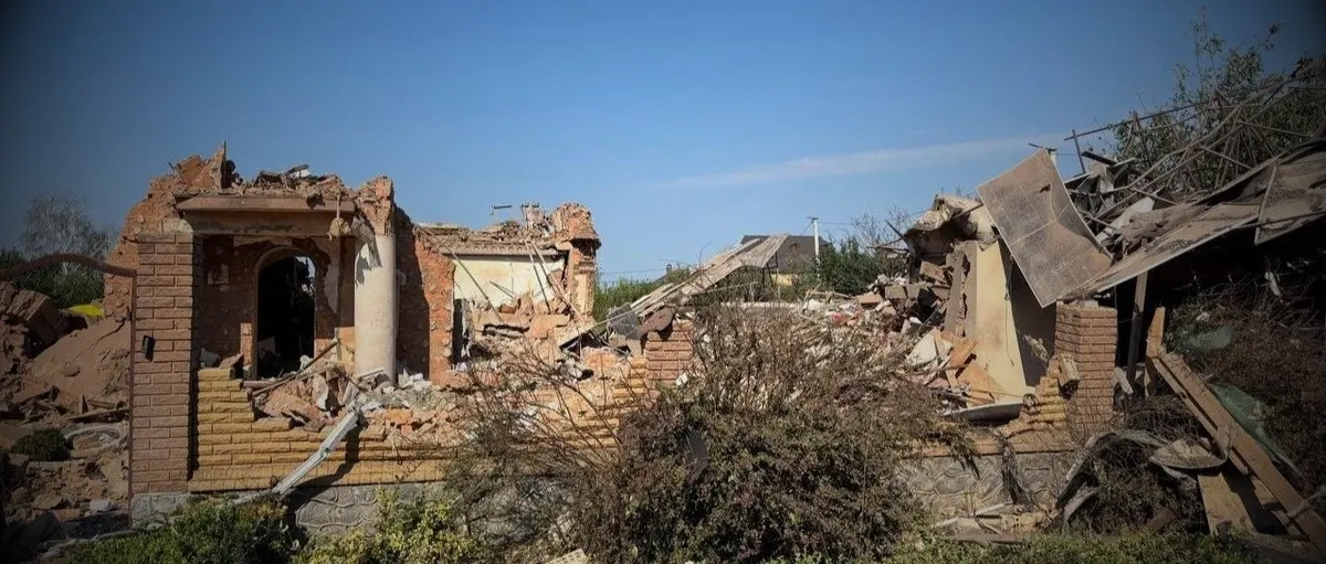Нічний удар по Сумах: шість КАБів, загиблі діти та жінка