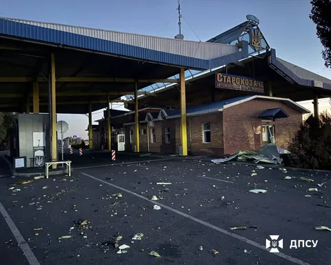 Удар РФ по пункту пропуску на Одещині: двоє загиблих, рух призупинено