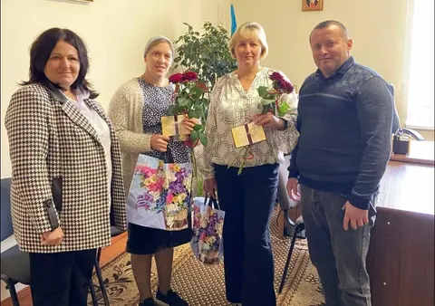 «Мати-героїня»: двом жінкам із Головненської громади присвоїли державне звання