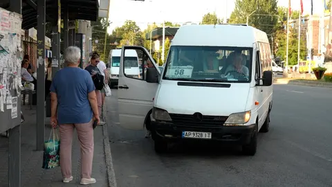 Чому на Бабурці у Запоріжжі зникли маршрутки: брак водіїв та атаки РФ